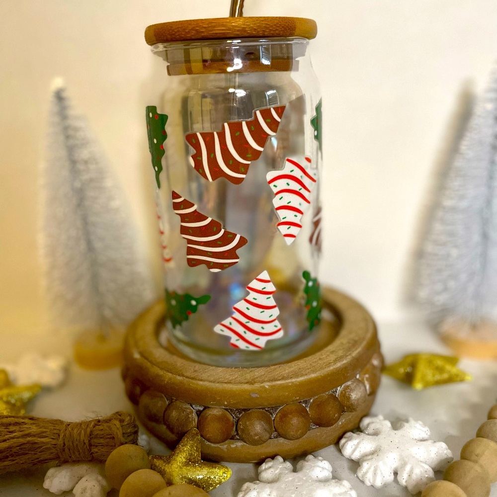 Christmas tree cakes 16 ounce Libbey glass